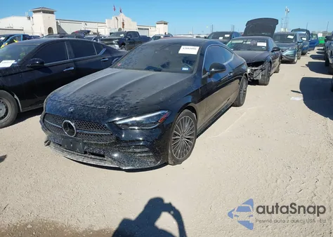 2024 Mercedes-Benz Cle 450 4Matic z USA, uszkodzony, nr VIN W1KMJ6BB5RF003198